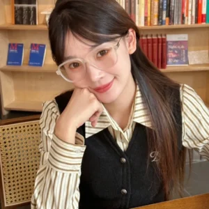 Kính GM Anna BEC2 9 Kính mắt Anna BEC2