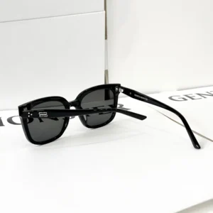 Kính GM Dear 01