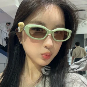 Kính Gentle Monster Jennie Wispy GR8